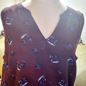 Cabi Icy Floral Bouquet Merlot V-Neck Sleeveless Top